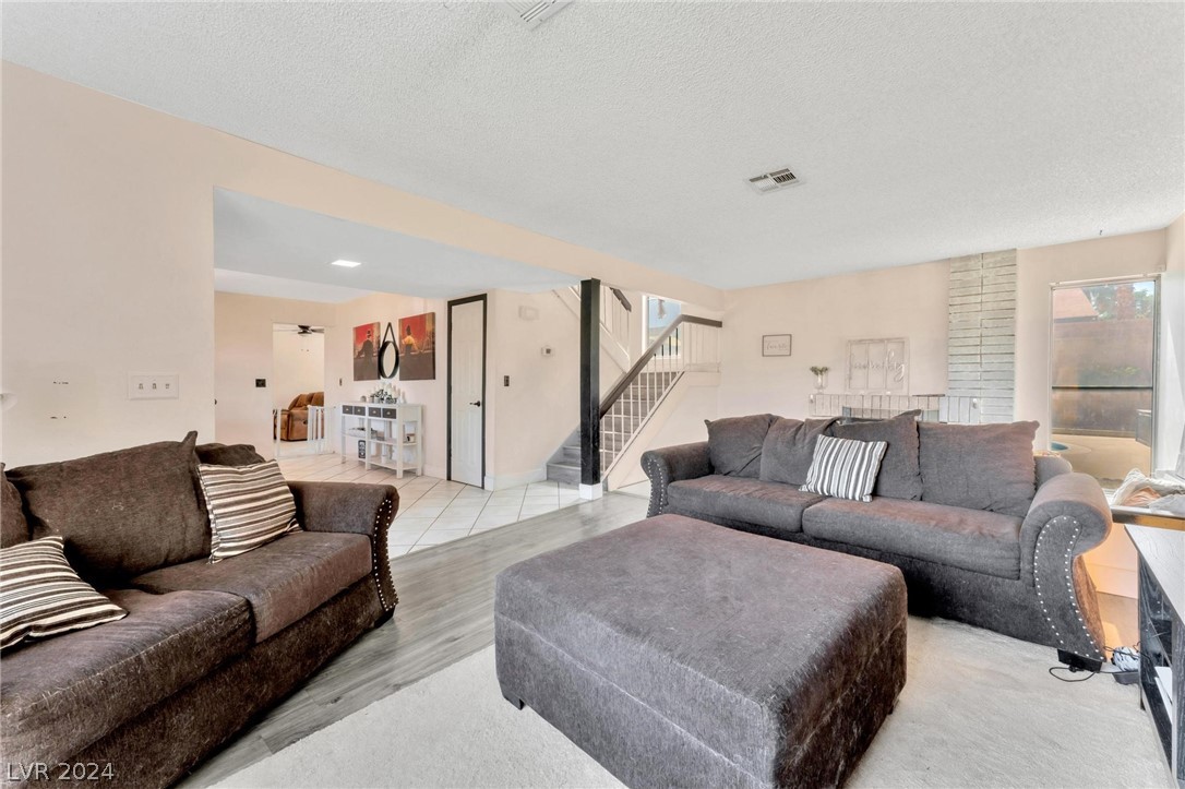 5373 Annie Oakley Drive