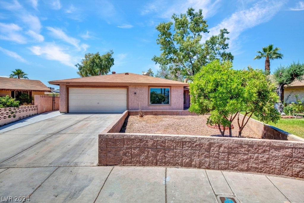 2512 Buckthorn Circle