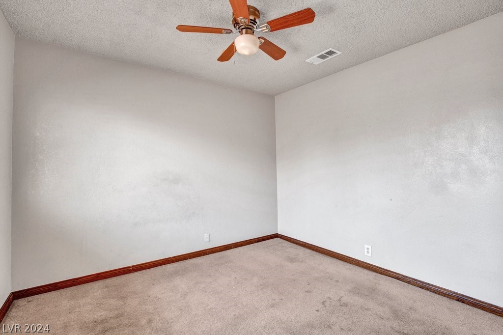 2512 Buckthorn Circle