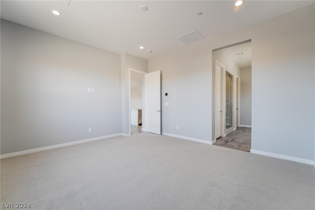 860 Watford Place