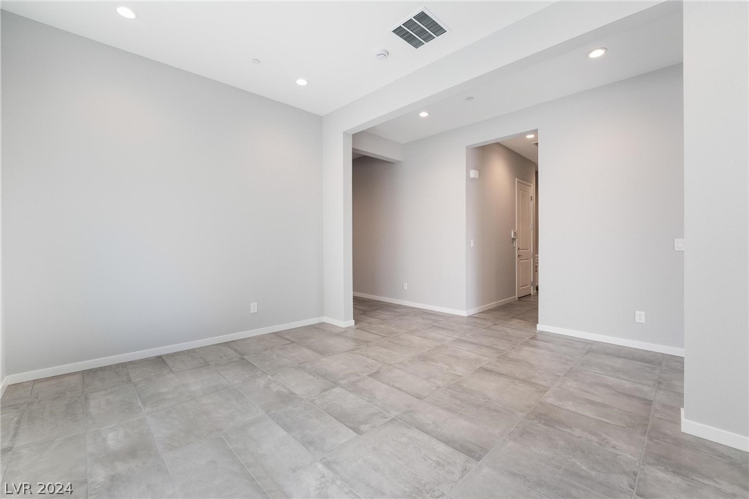 860 Watford Place