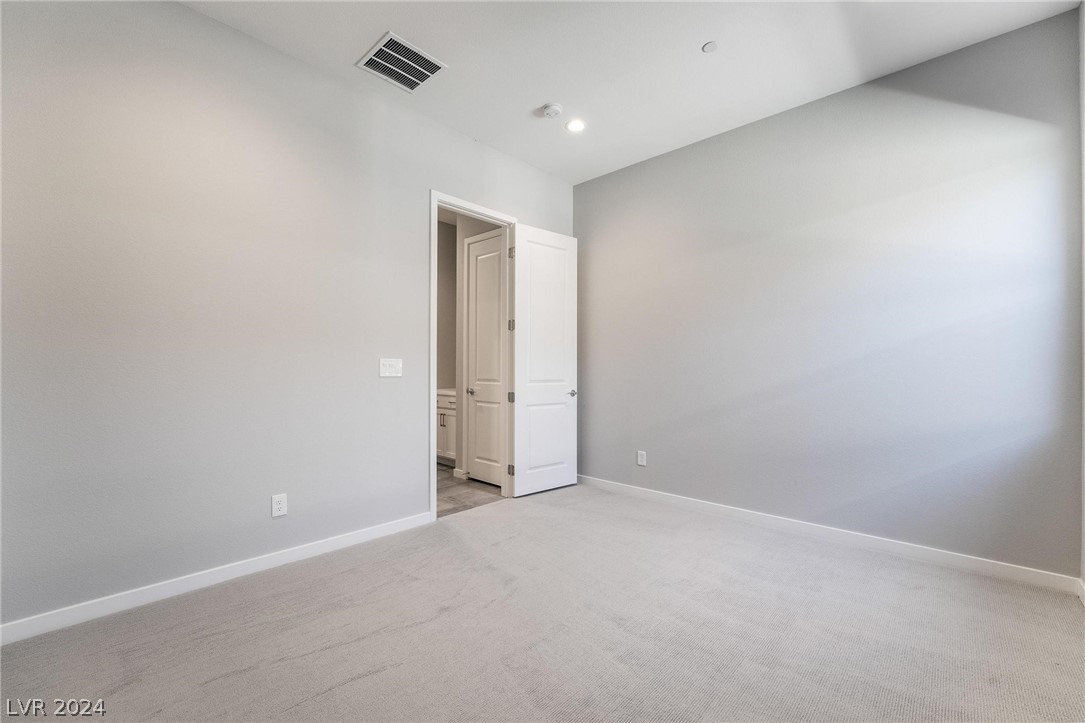 860 Watford Place