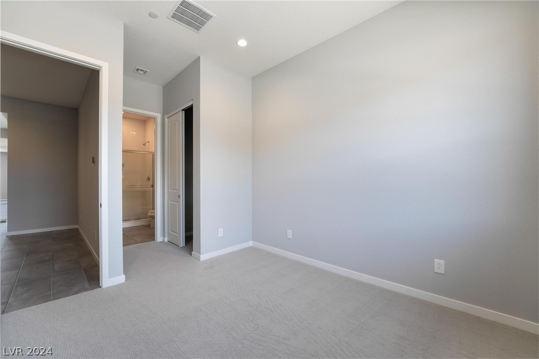860 Watford Place