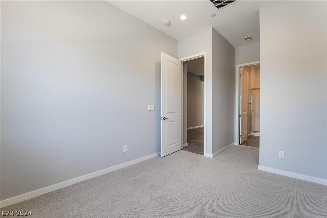 860 Watford Place