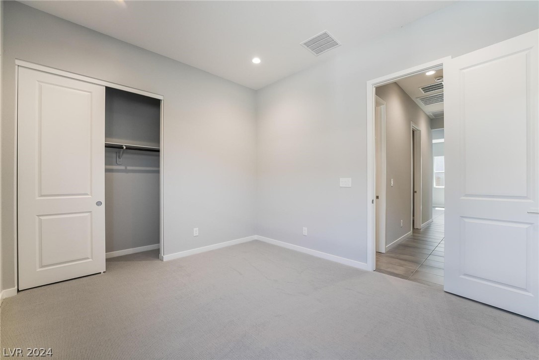 860 Watford Place