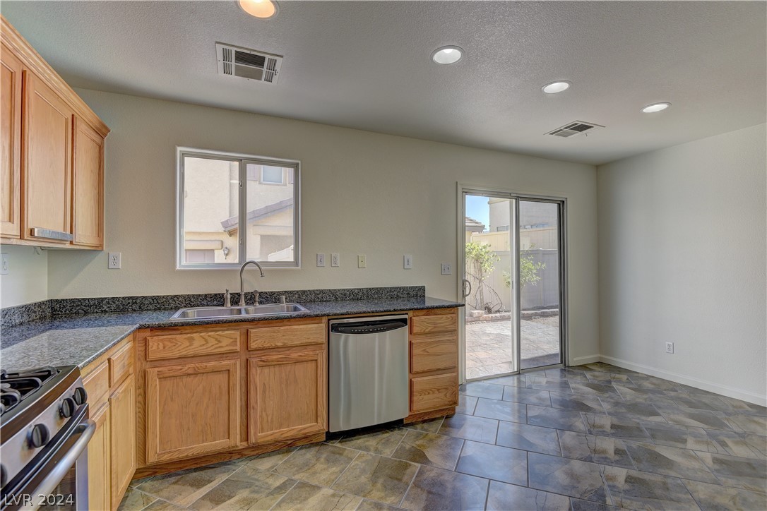 8313 New Leaf Avenue