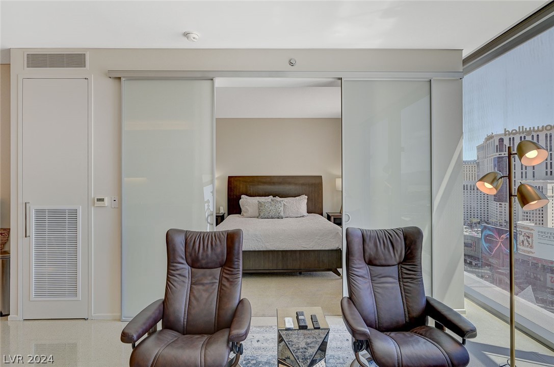 3722 Las Vegas Boulevard 1804