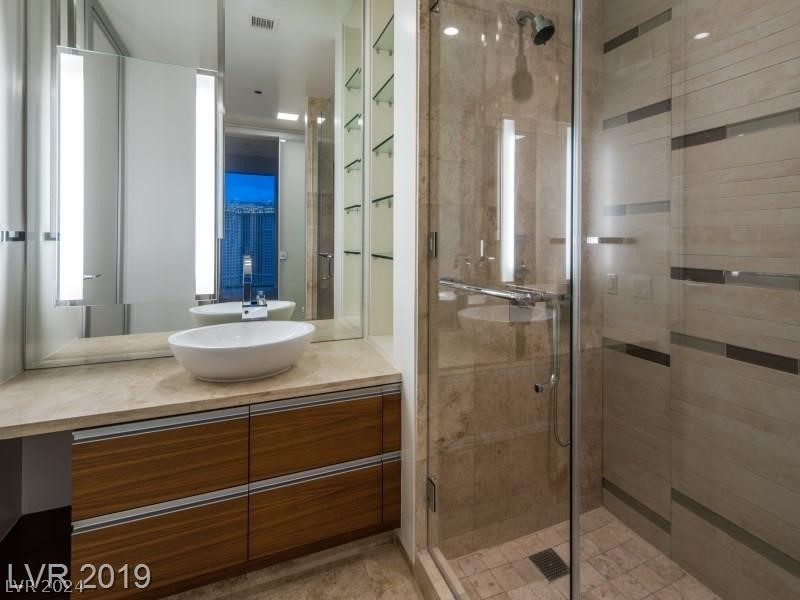 3722 Las Vegas Boulevard 1804
