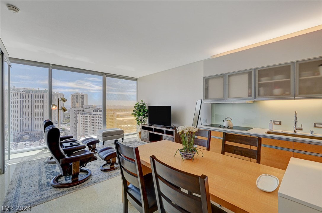 3722 Las Vegas Boulevard 1804