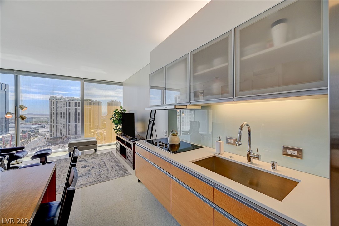 3722 Las Vegas Boulevard 1804