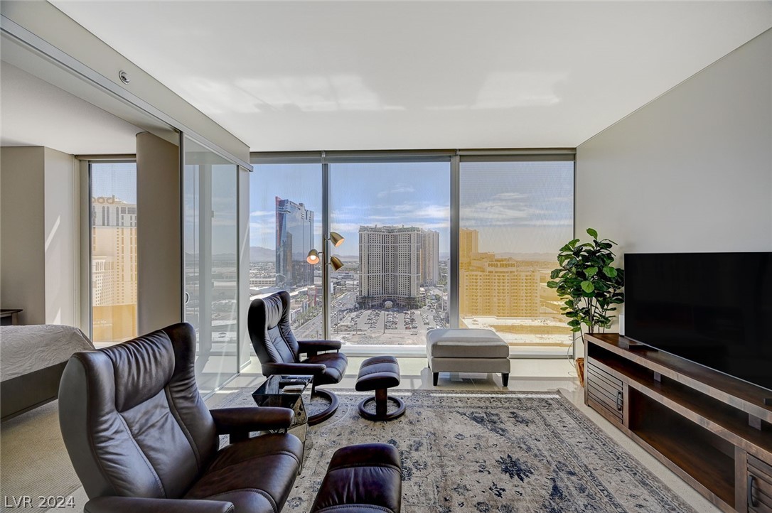 3722 Las Vegas Boulevard 1804