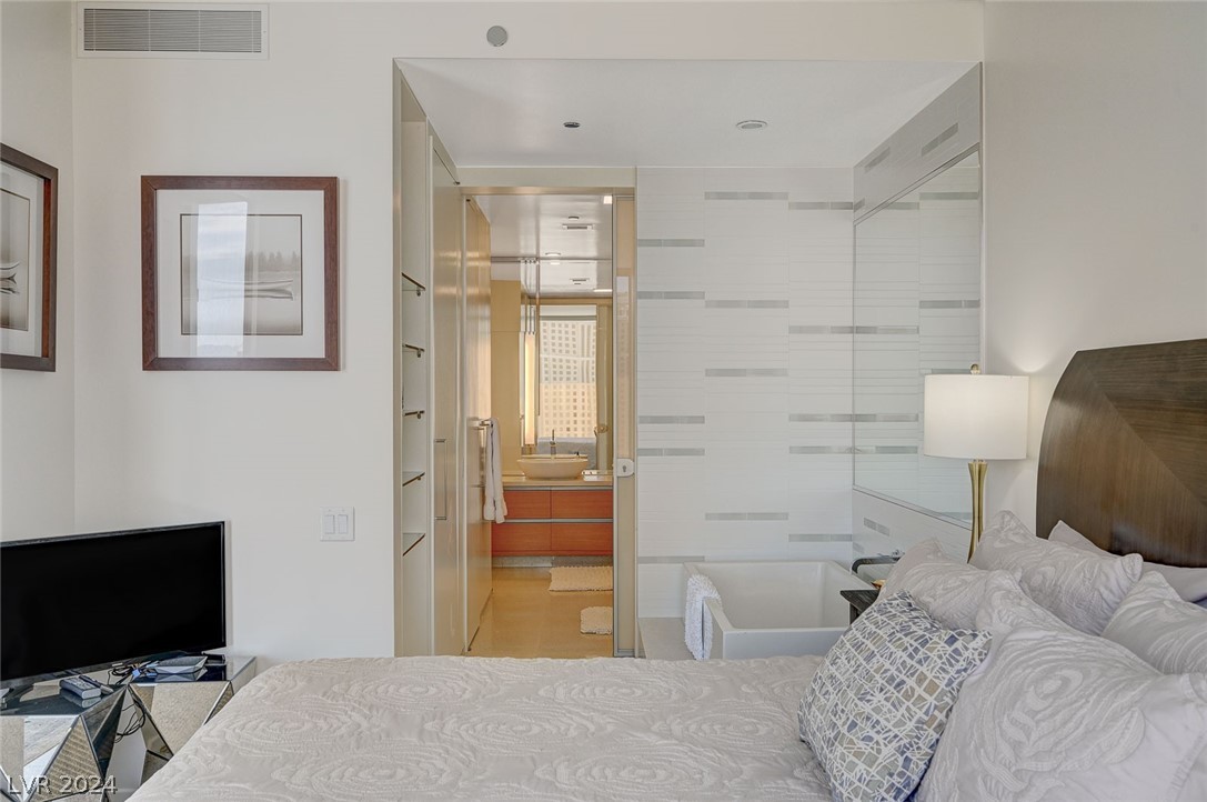 3722 Las Vegas Boulevard 1804