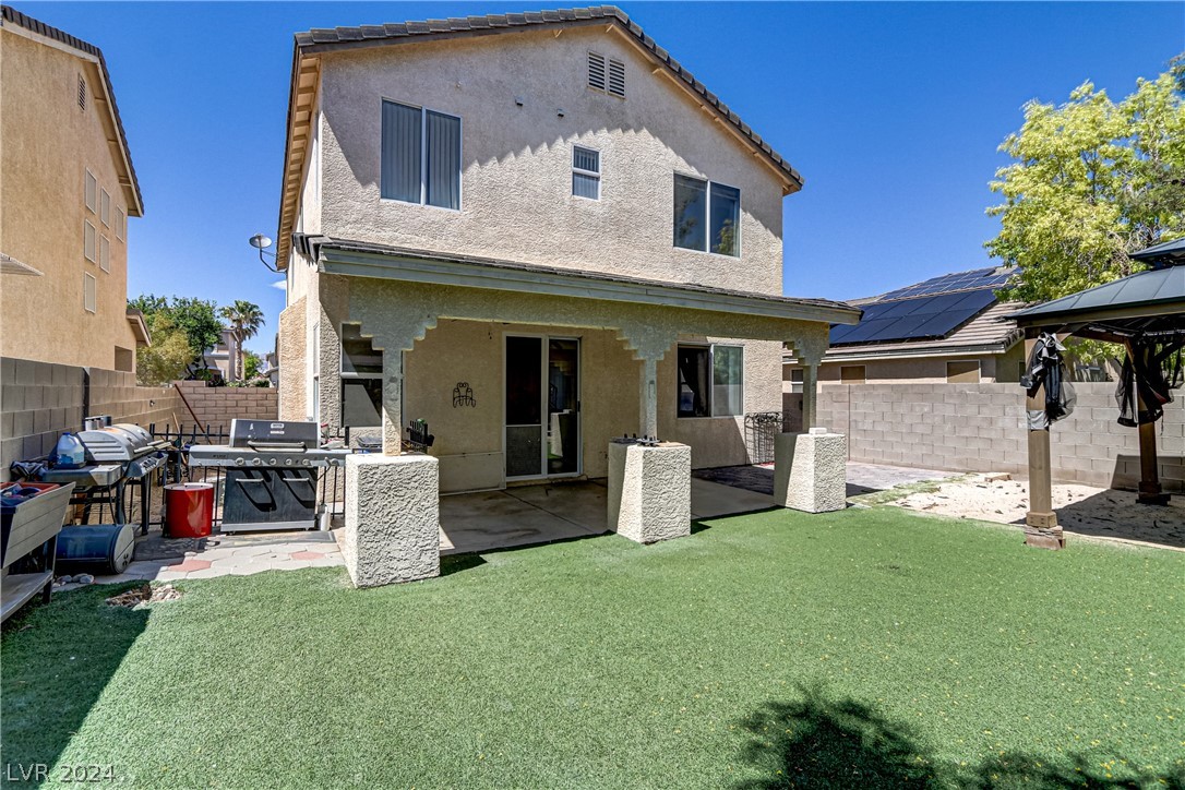 8809 Square Knot Avenue