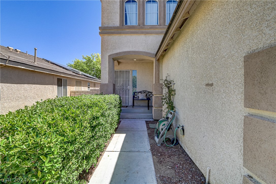 8809 Square Knot Avenue
