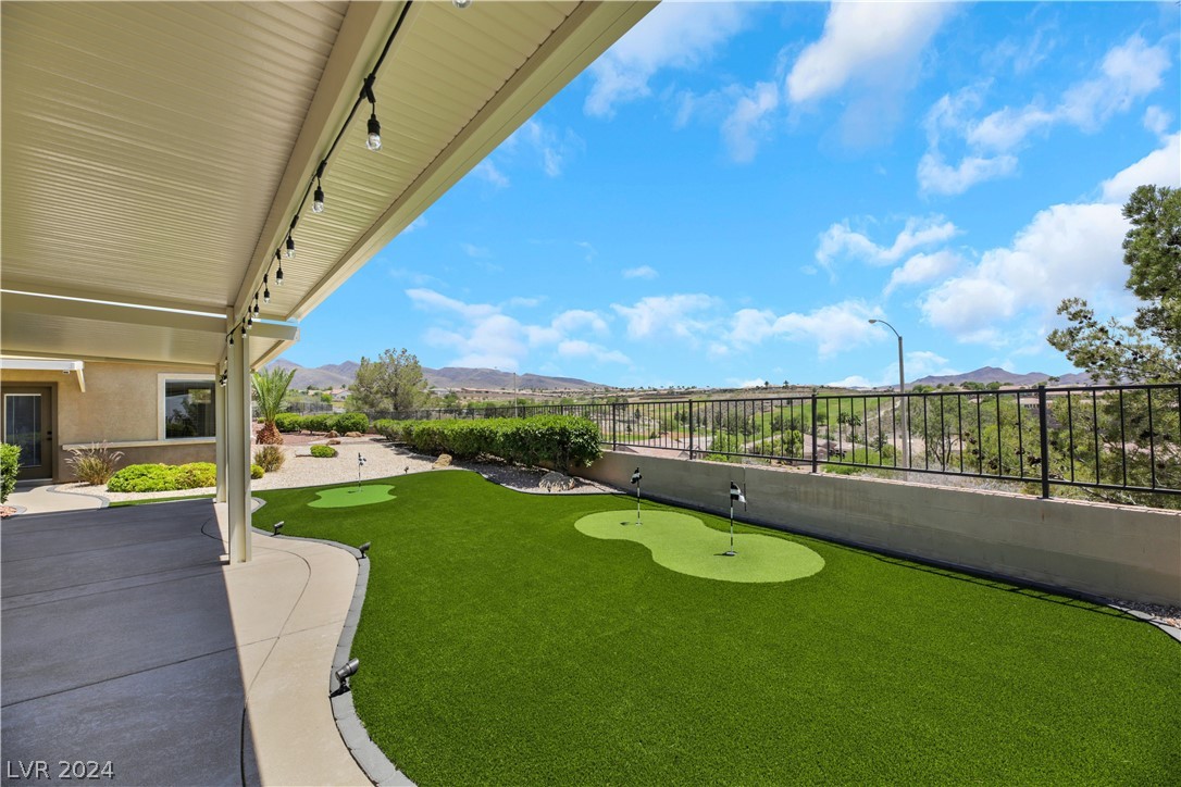 1947 Nora Springs Court