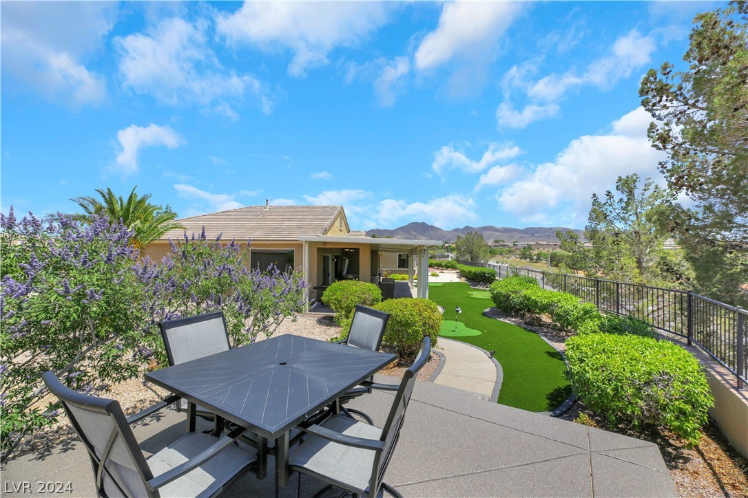 1947 Nora Springs Court