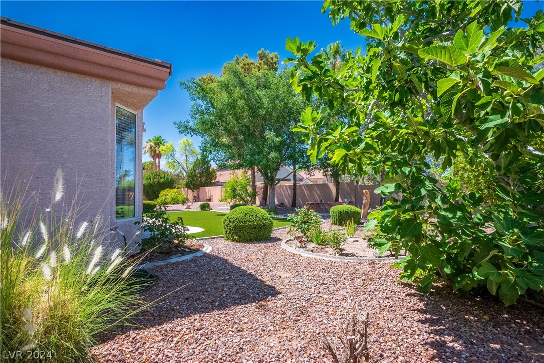 2114 Point Mallard Drive