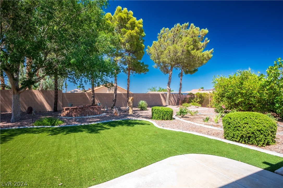 2114 Point Mallard Drive