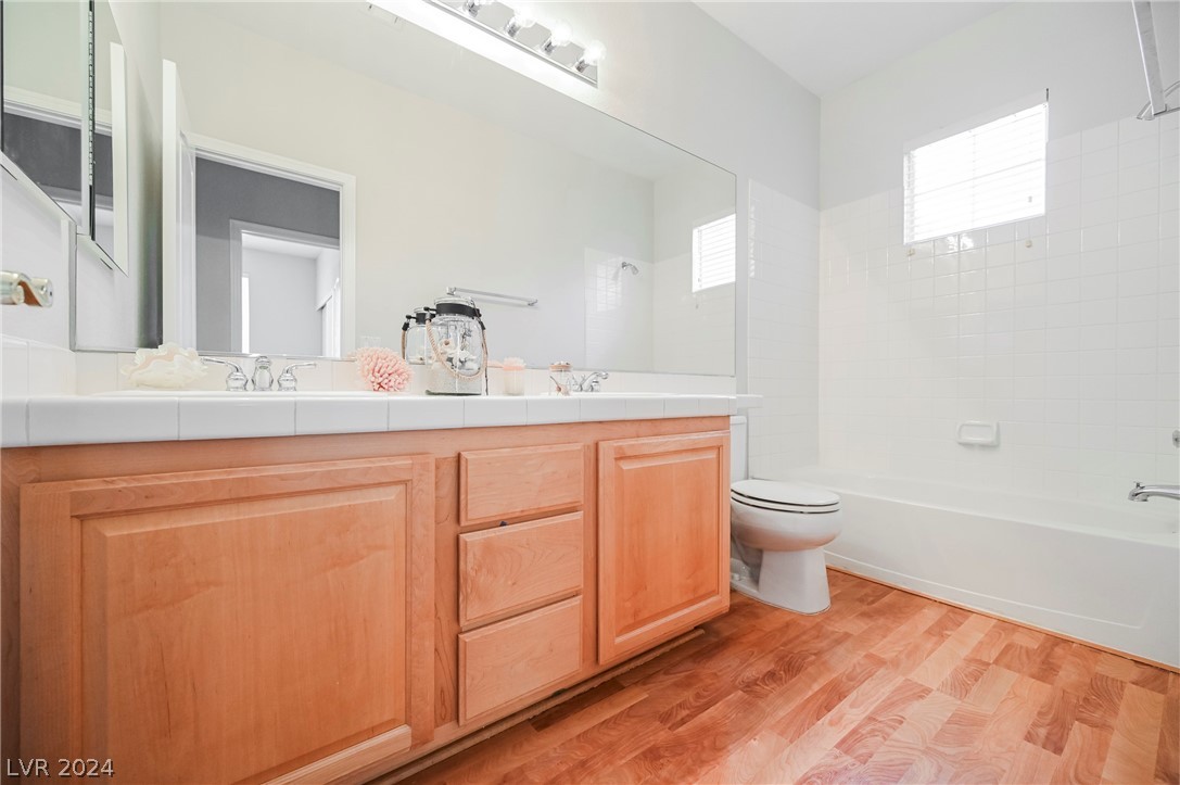 1713 Double Arrow Place