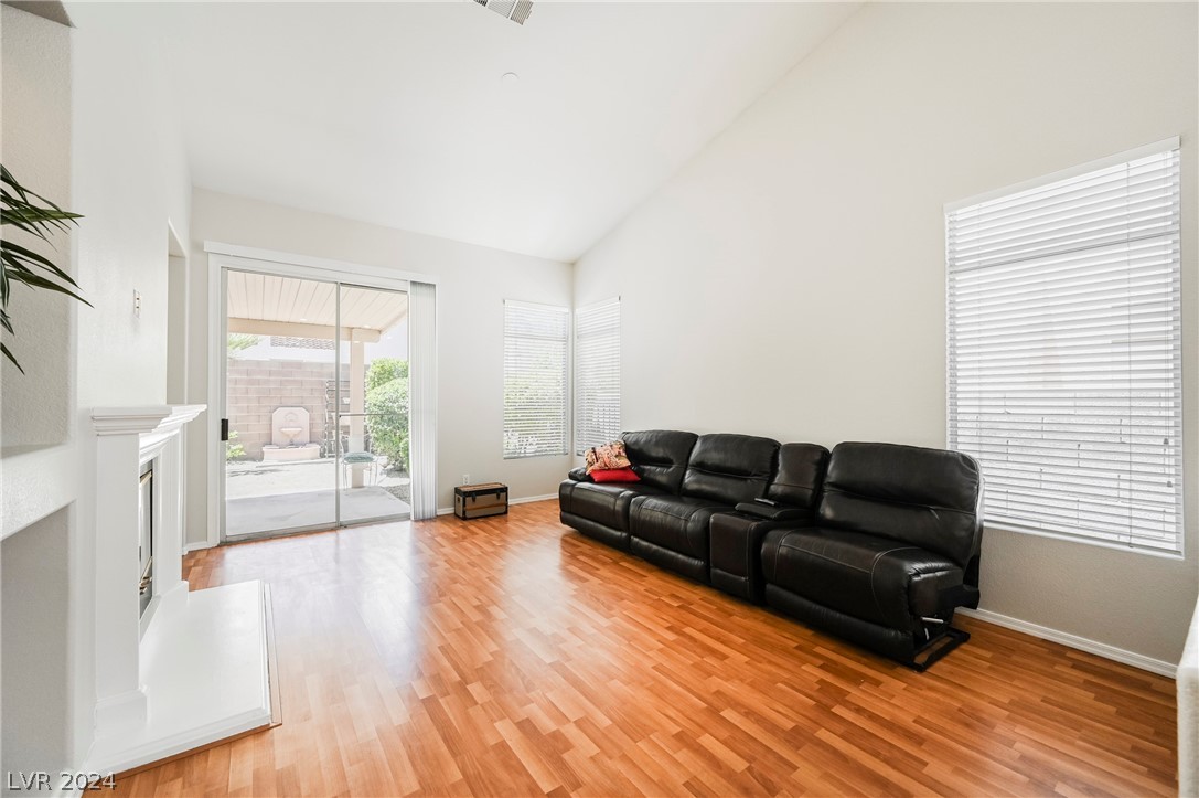 1713 Double Arrow Place