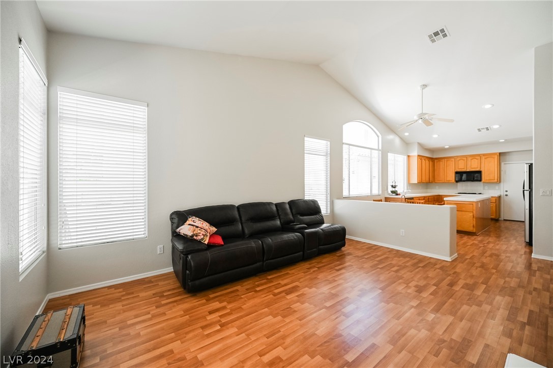 1713 Double Arrow Place