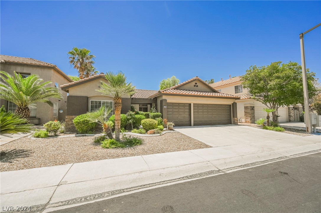 1713 Double Arrow Place