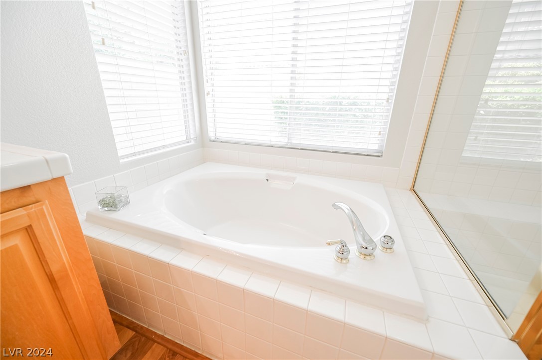 1713 Double Arrow Place