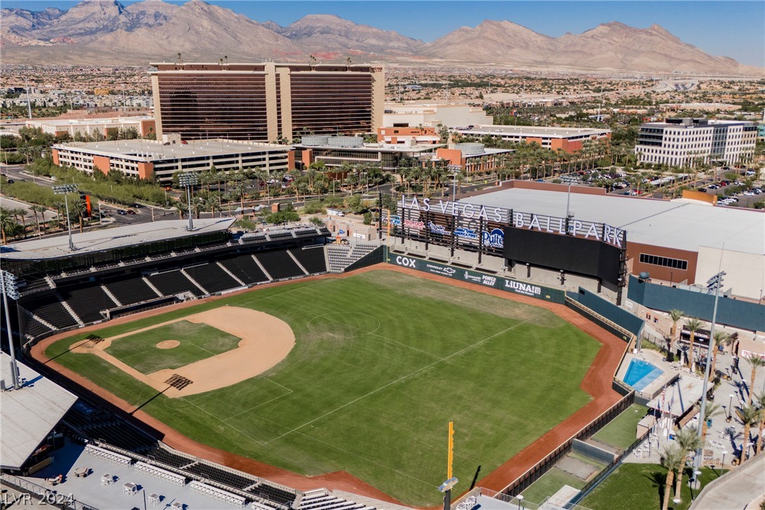 1713 Double Arrow Place