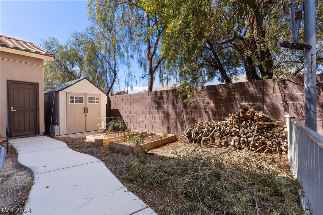 6132 Thorndike Court