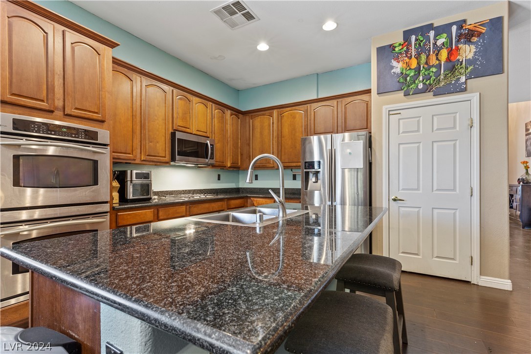 6132 Thorndike Court