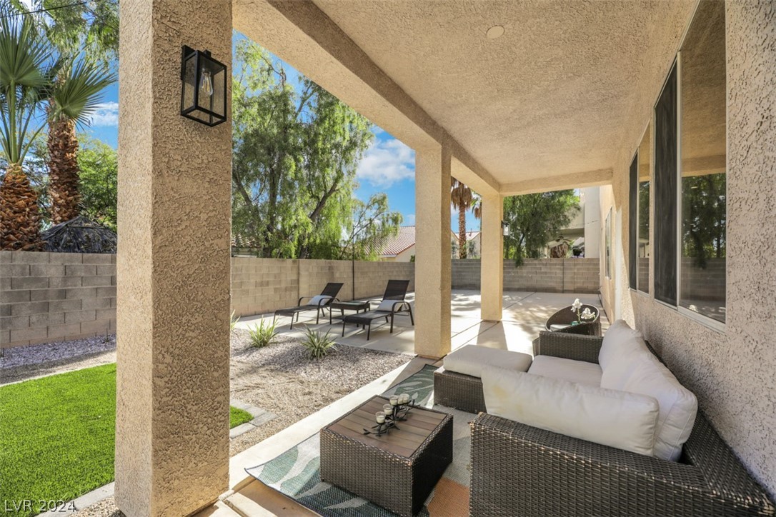 5440 Regal Peak Drive