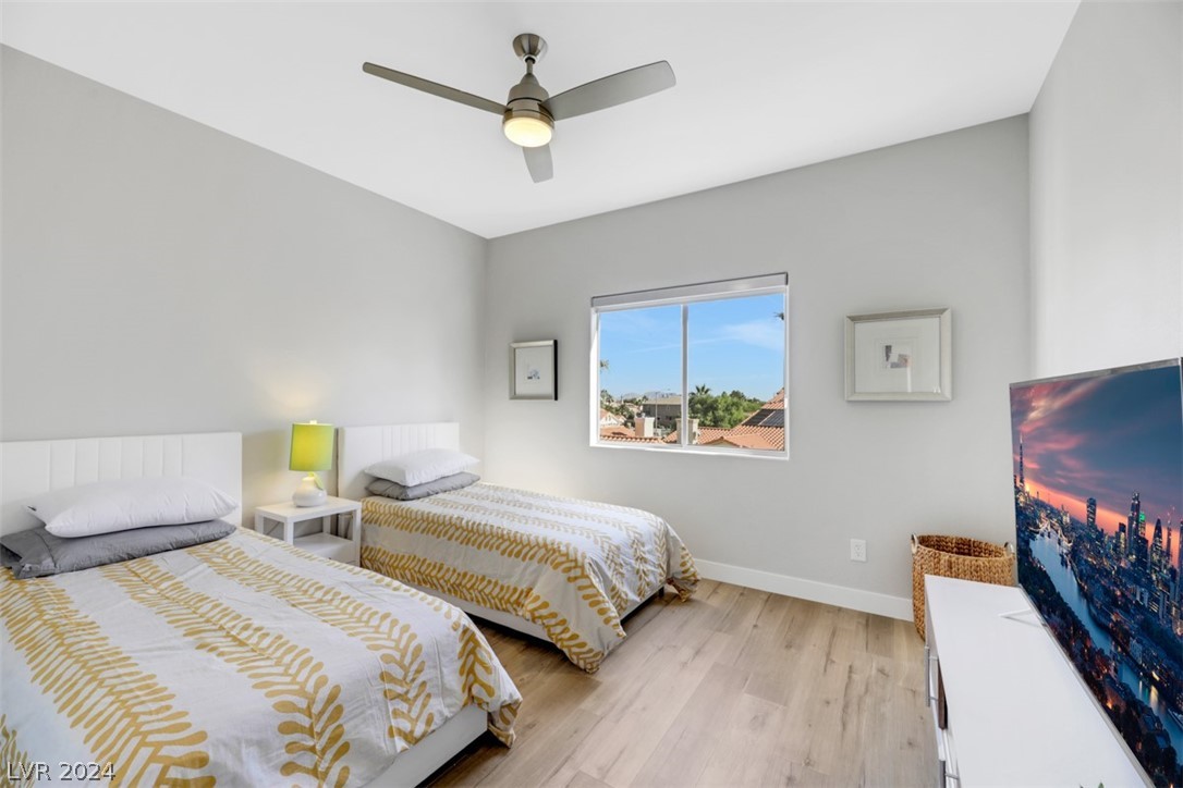 5440 Regal Peak Drive