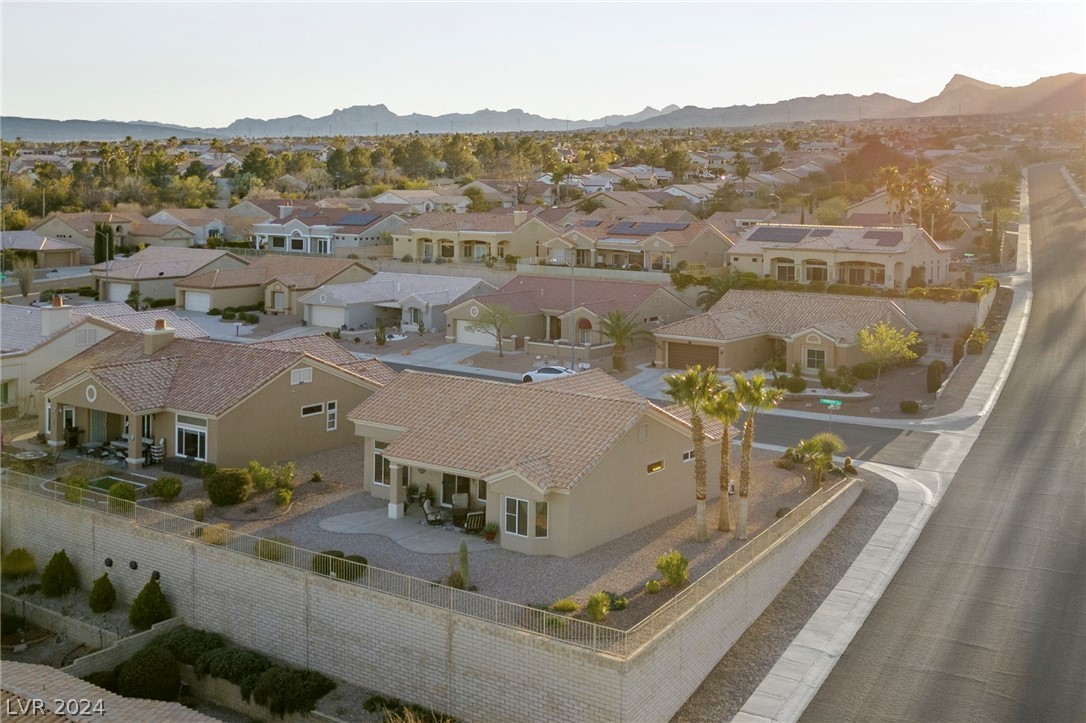 2516 Maddington Drive
