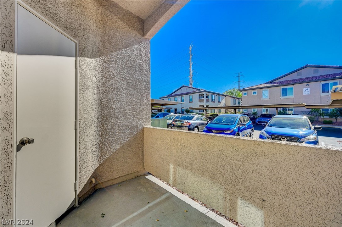 2305 West Horizon Ridge Parkway 1812