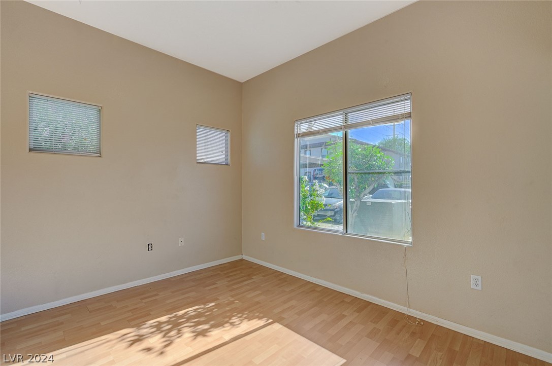 2305 West Horizon Ridge Parkway 1812