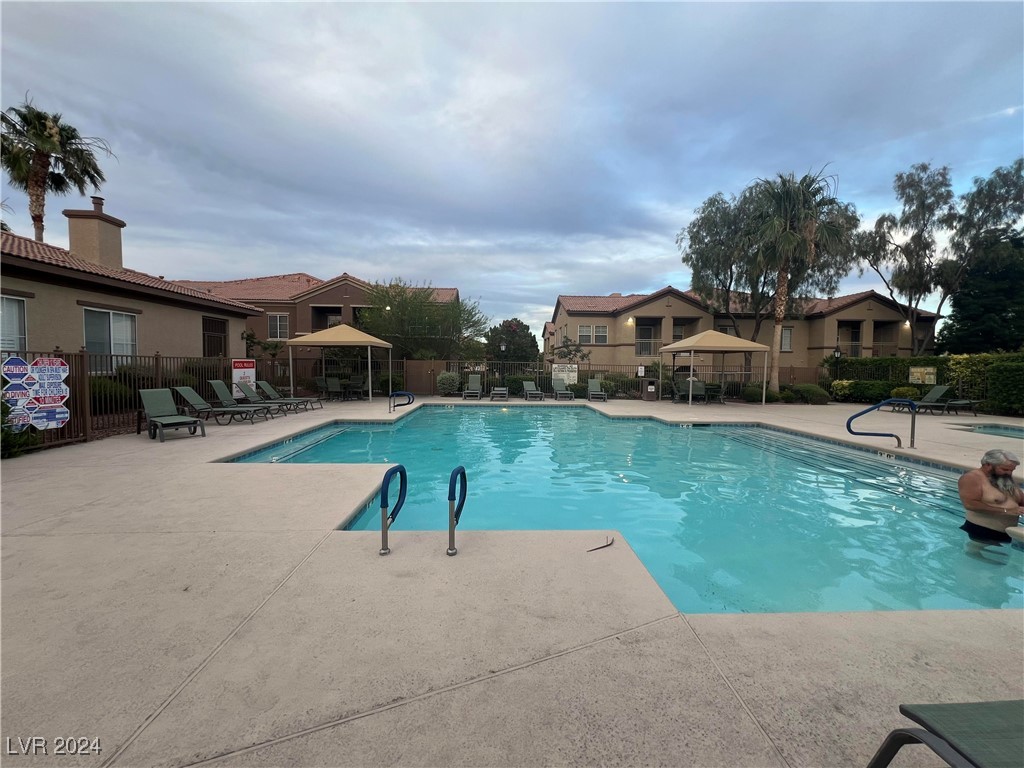 3825 Ormond Beach Street 102