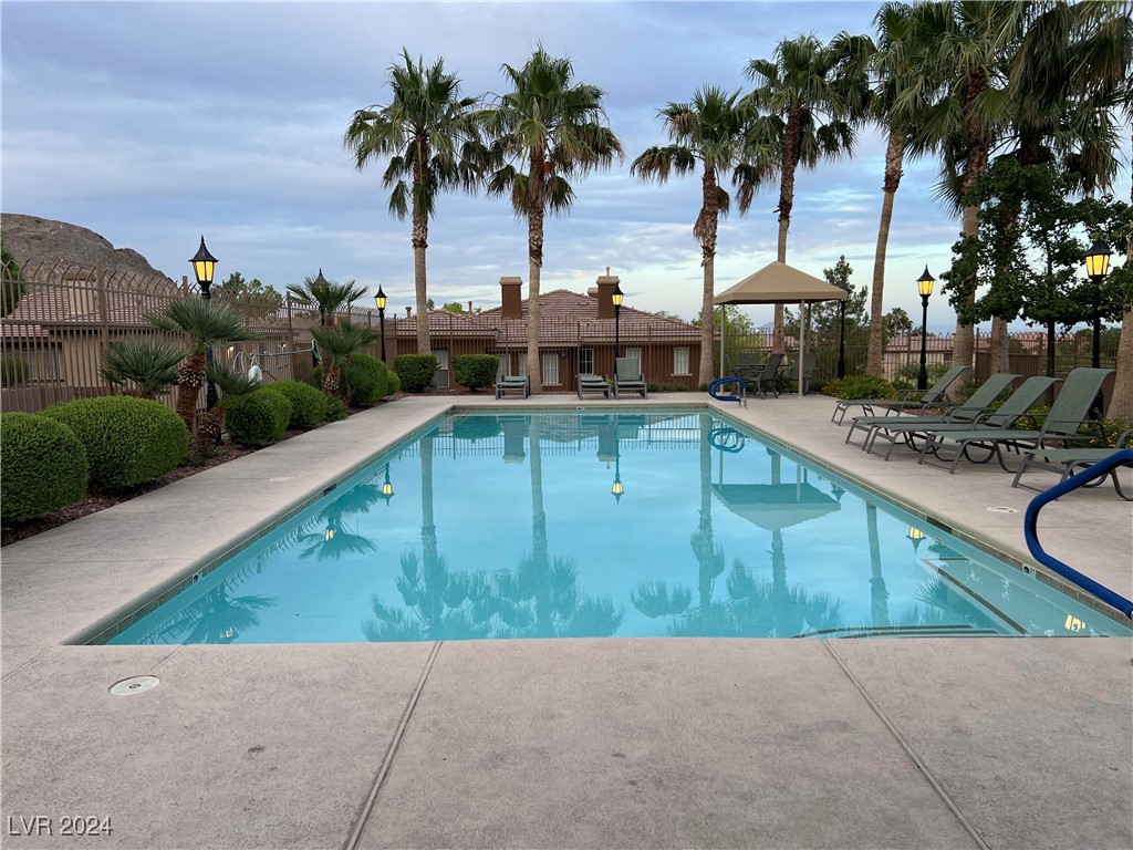 3825 Ormond Beach Street 102