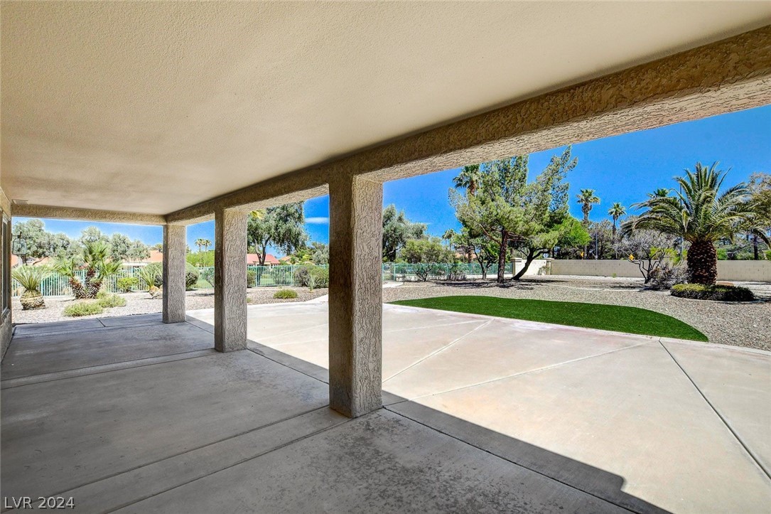 9201 Cactus Wood Drive