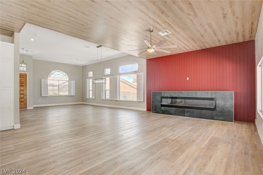 9201 Cactus Wood Drive