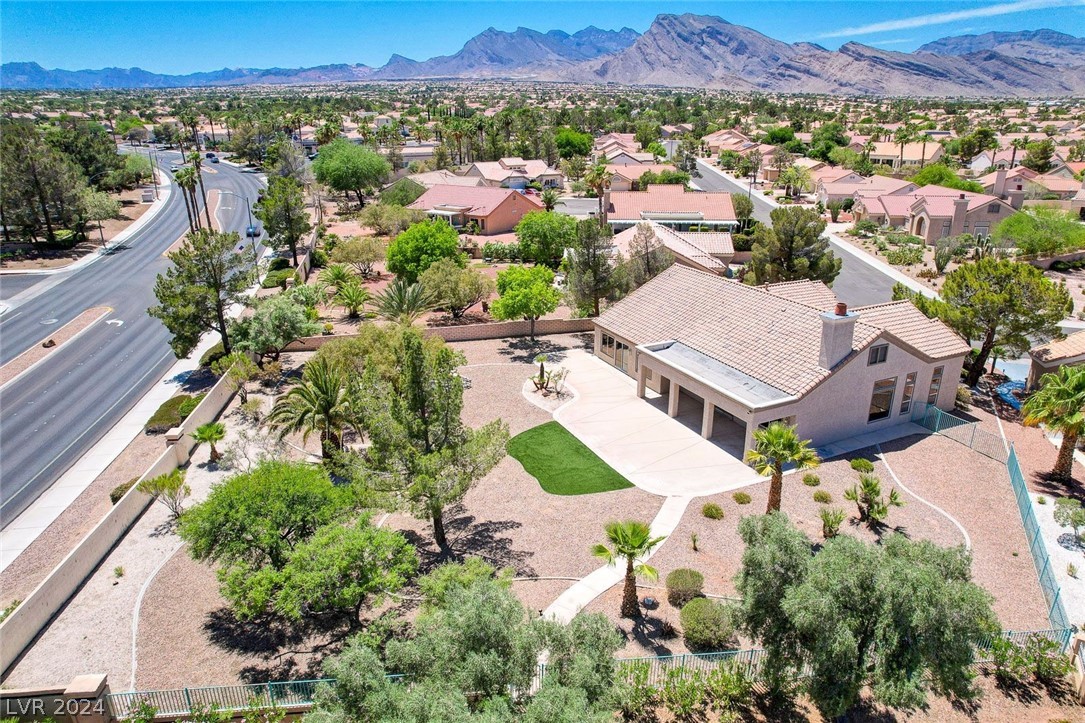 9201 Cactus Wood Drive