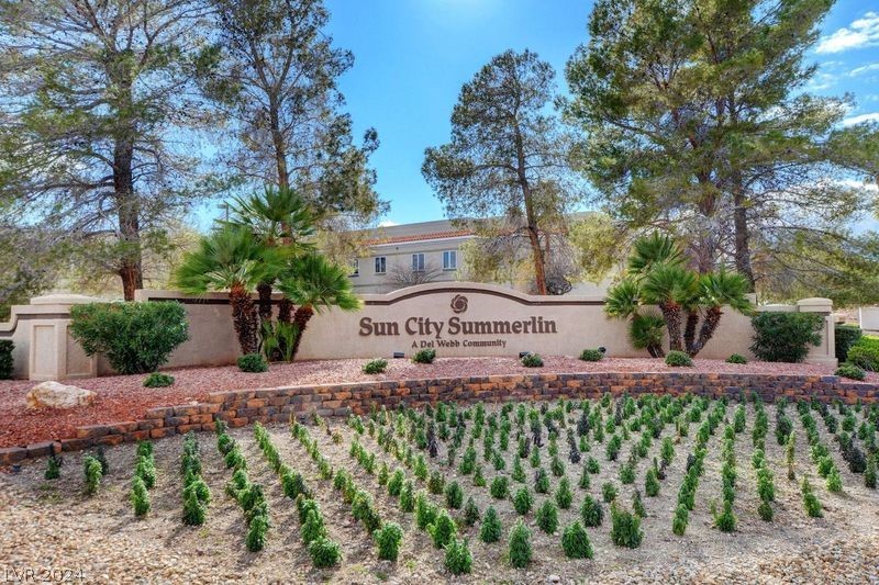 9201 Cactus Wood Drive