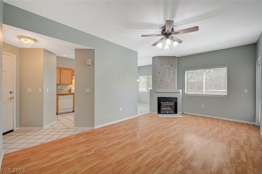 1050 East Cactus Avenue 1124