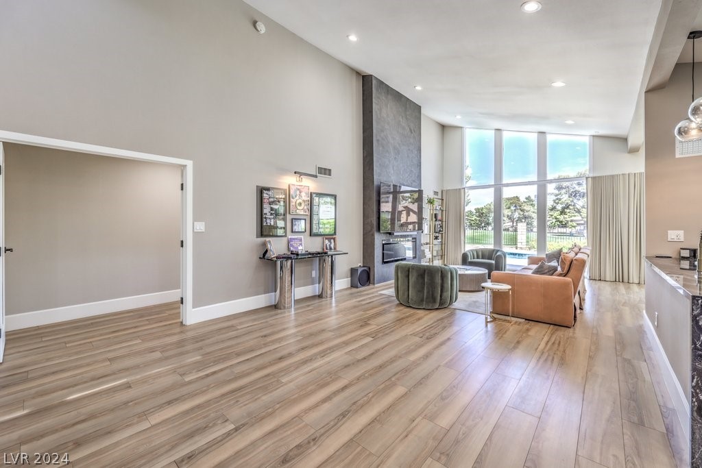 3216 Bel Air Drive