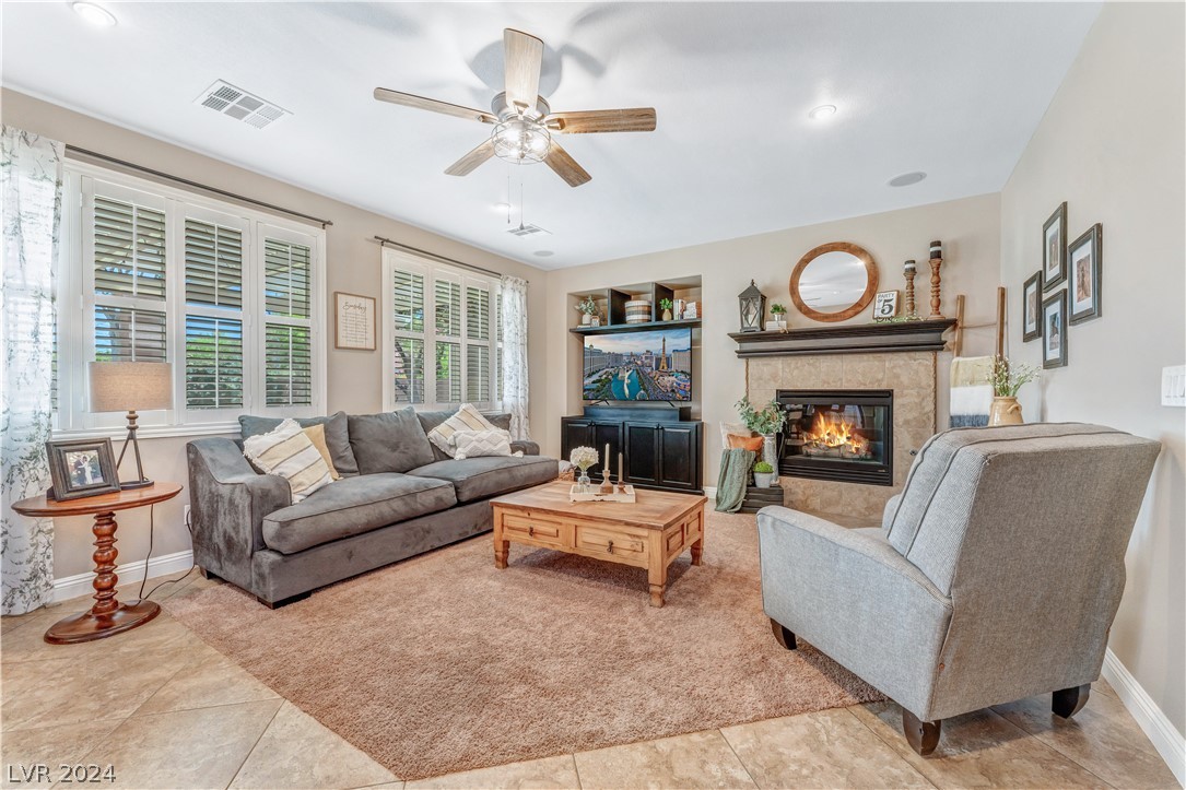 9944 Sharp Ridge Avenue