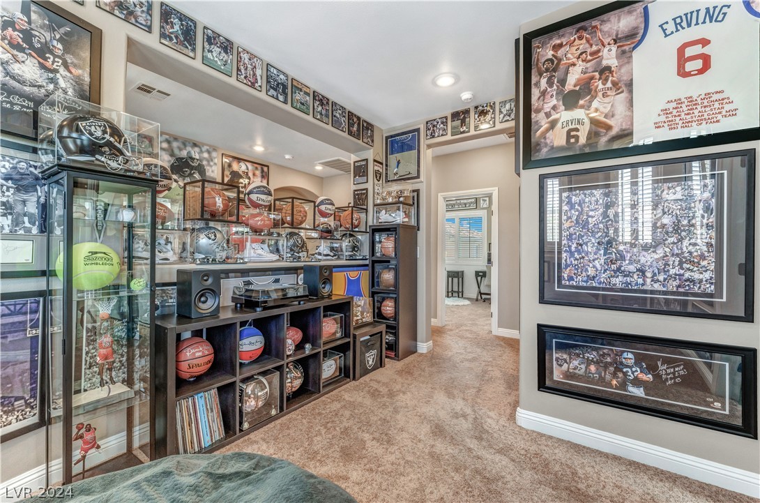 9944 Sharp Ridge Avenue