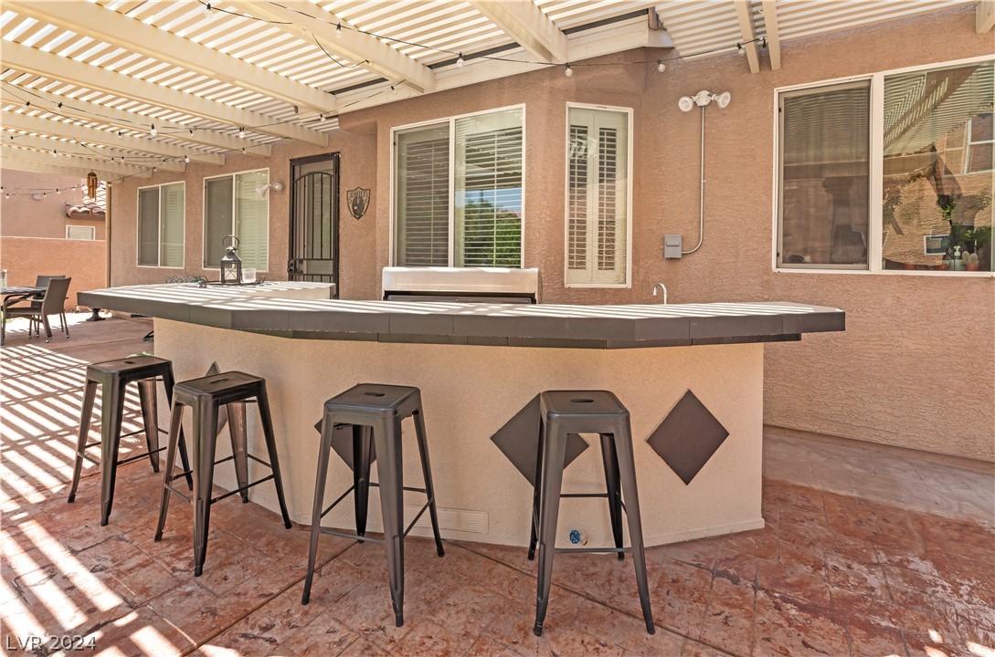 9944 Sharp Ridge Avenue