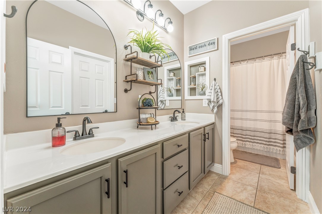 9944 Sharp Ridge Avenue