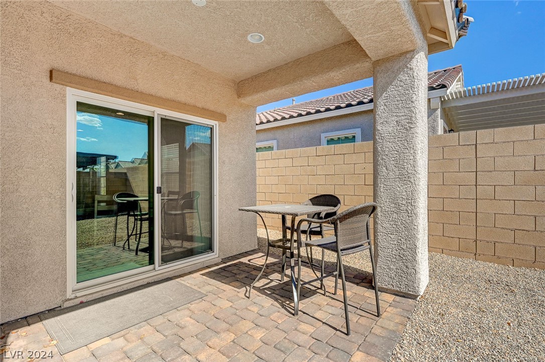 305 Crescent Verse Street