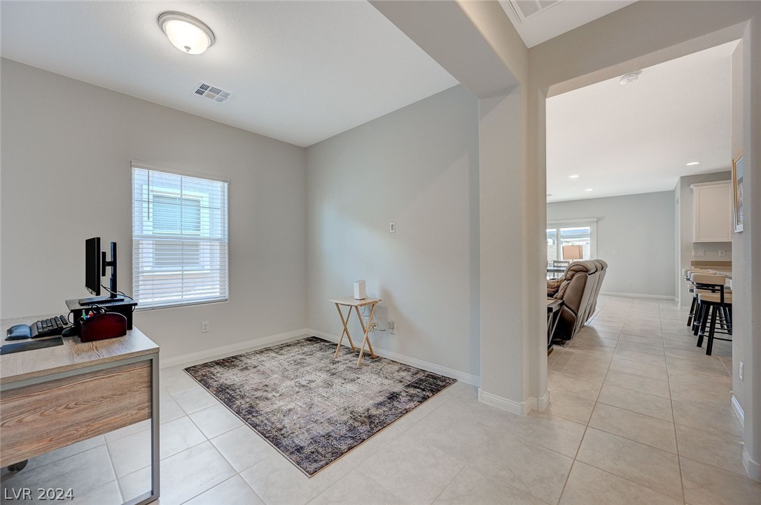 305 Crescent Verse Street