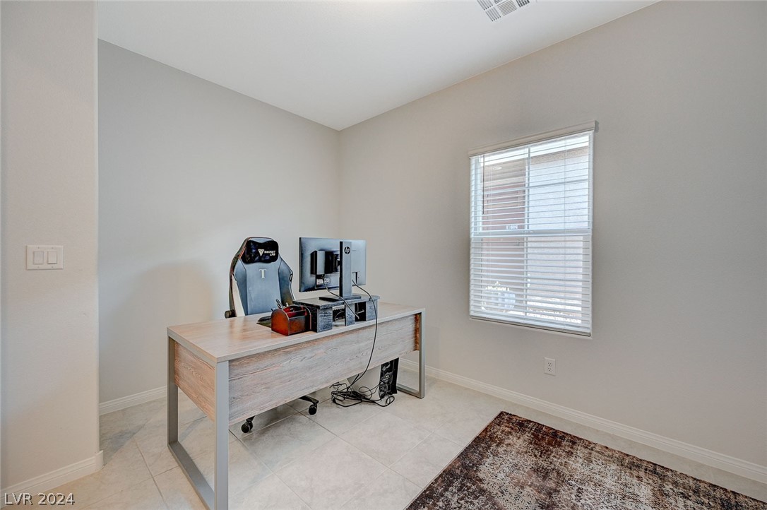 305 Crescent Verse Street